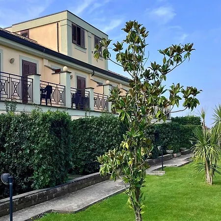 With 4 And Garden, Cleaning Included