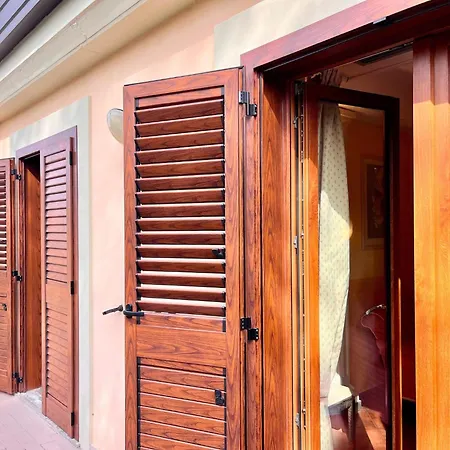 With 4 And Garden, Cleaning Included * Rome